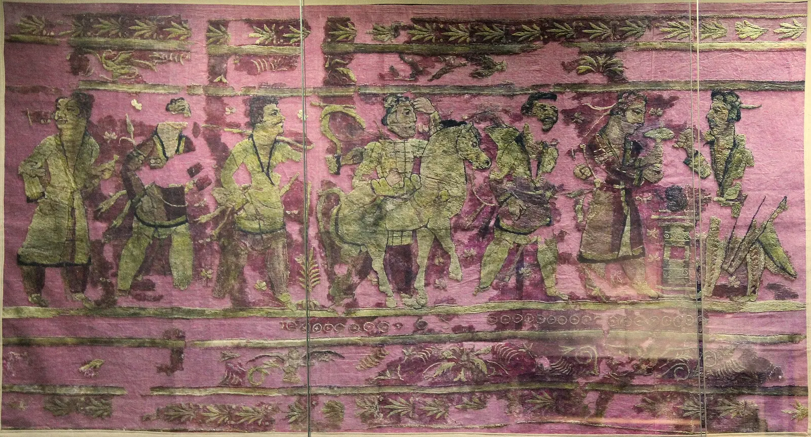 Noin-Ula textile associated with the Xiongnu archaeological tradition